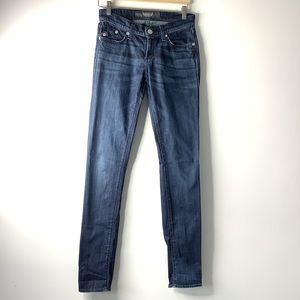 Rock & Republic Jeans with embroidered pockets for women size 26